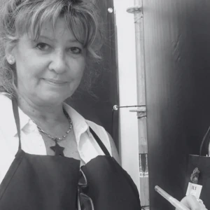 La galería ambulante Liliane Hasard Uribe Liliane Hasard Uribe